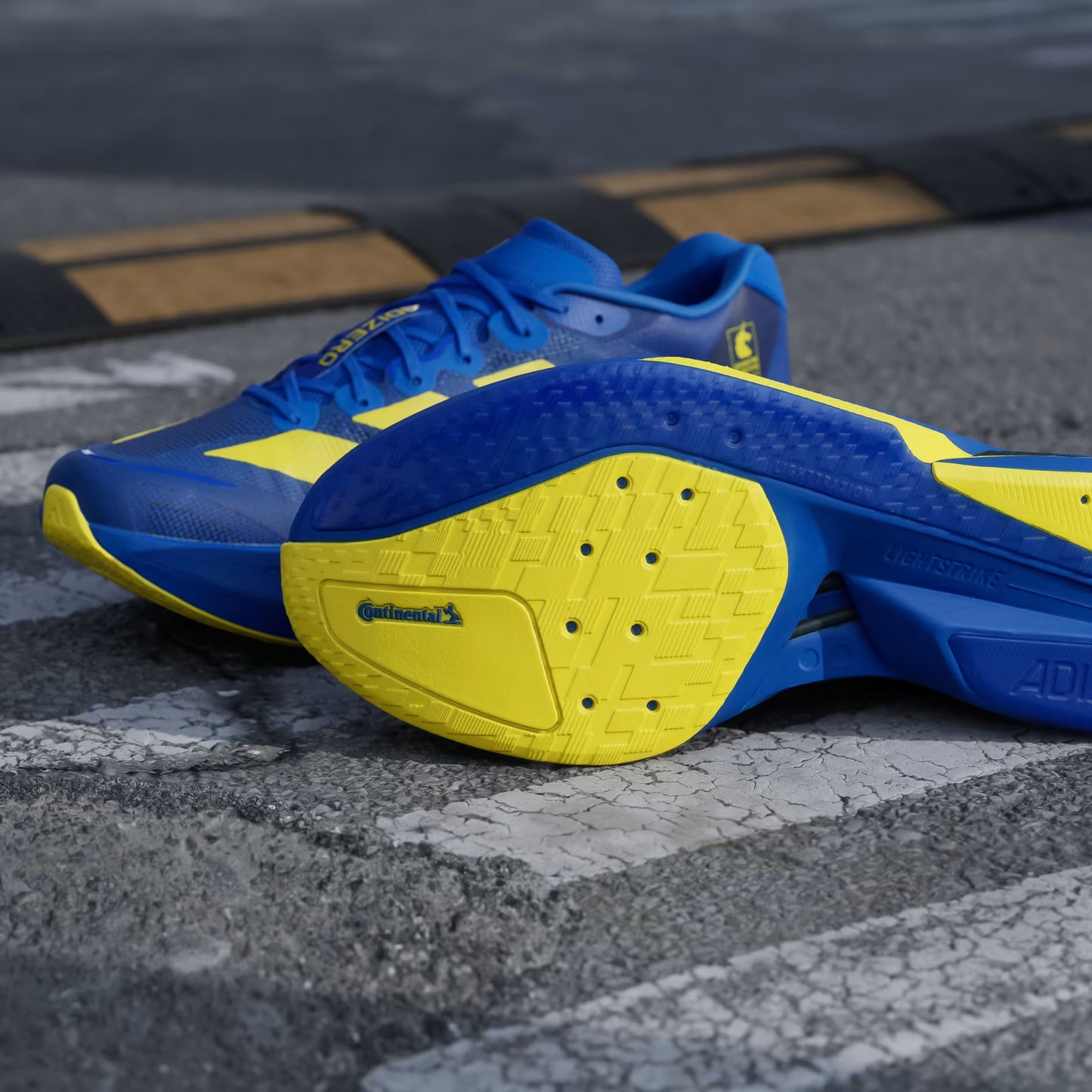 BOSTON MARATHON 2026 ADIZERO BOSTON 13 KK4238 ORIGINAL