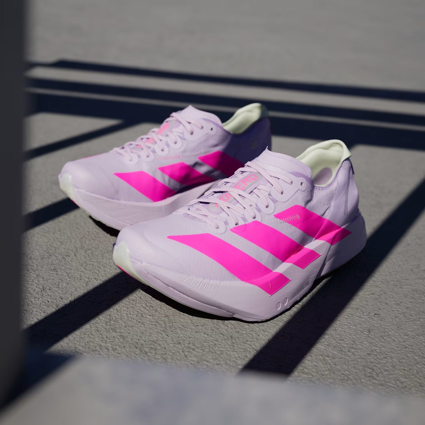 ADIZERO ADIOS PRO 4 BMW BERLIN MARATHON WOMEN 2025JR4947 ORIGINAL