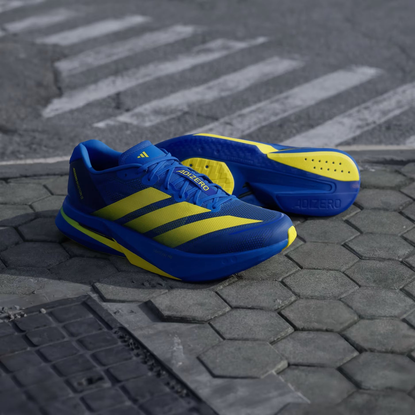 BOSTON MARATHON 2026 ADIZERO BOSTON 13 KK4238 ORIGINAL