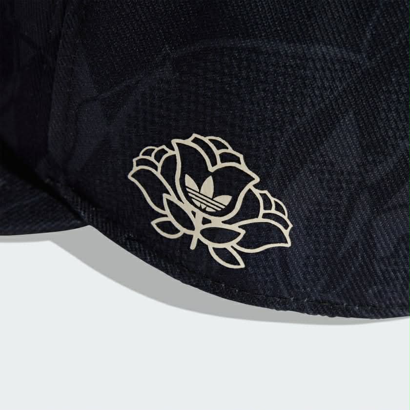 SNAPBACK CAP ROSES KC8665 ORIGINAL